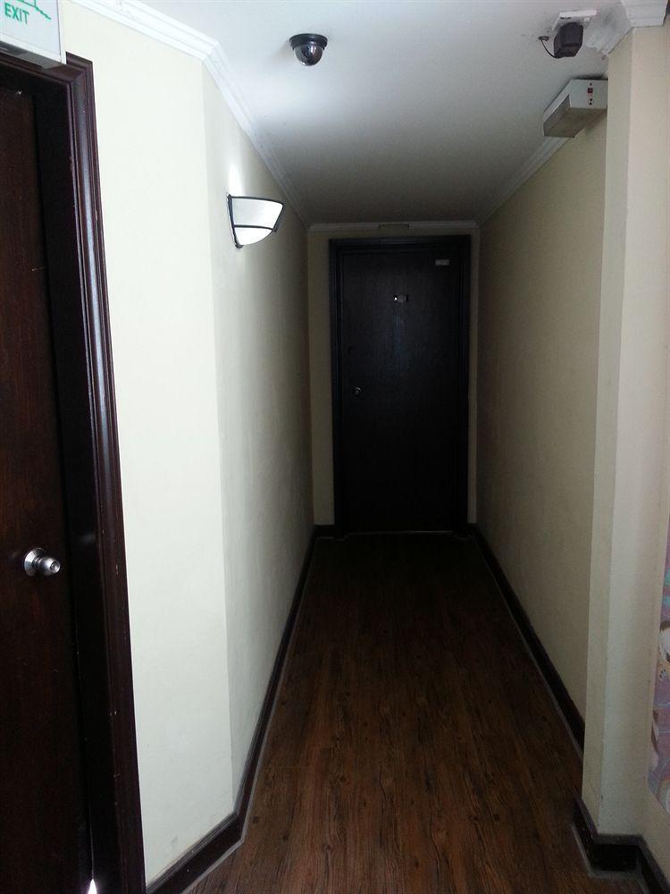 Hotel Iskandar Kota Kinabalu Exterior foto